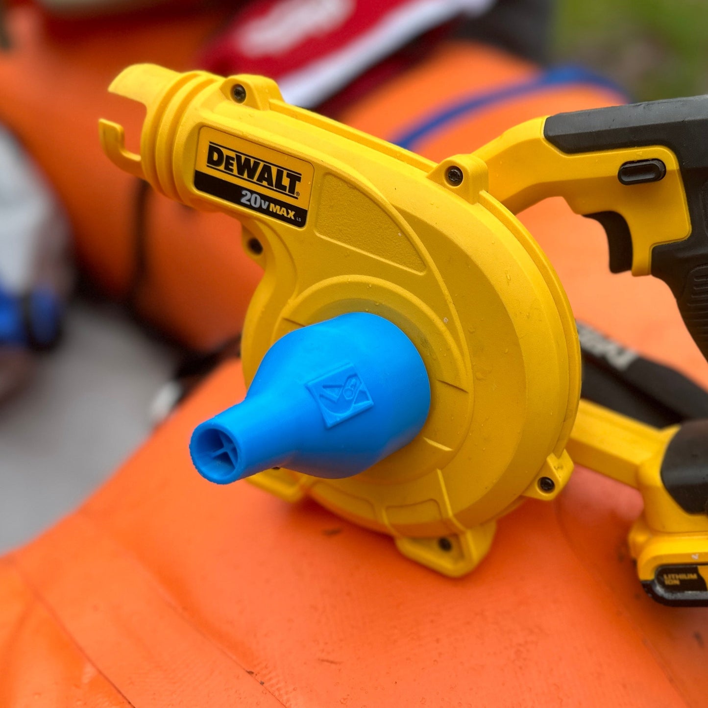 DeWalt Blower Adaptor on side of blower