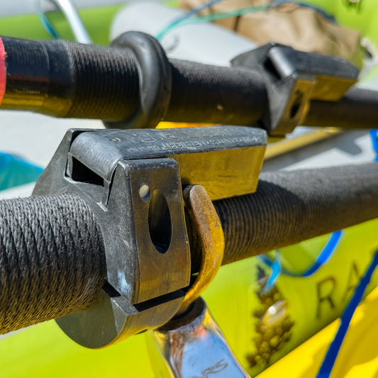 Tom Grants Sporting Products' Convertible Oar Right