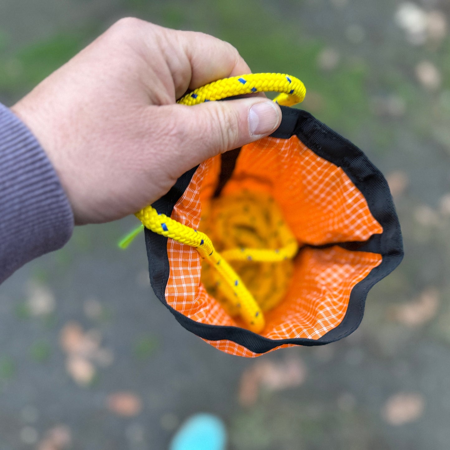 Wide Mouth Opening of Throw Bag